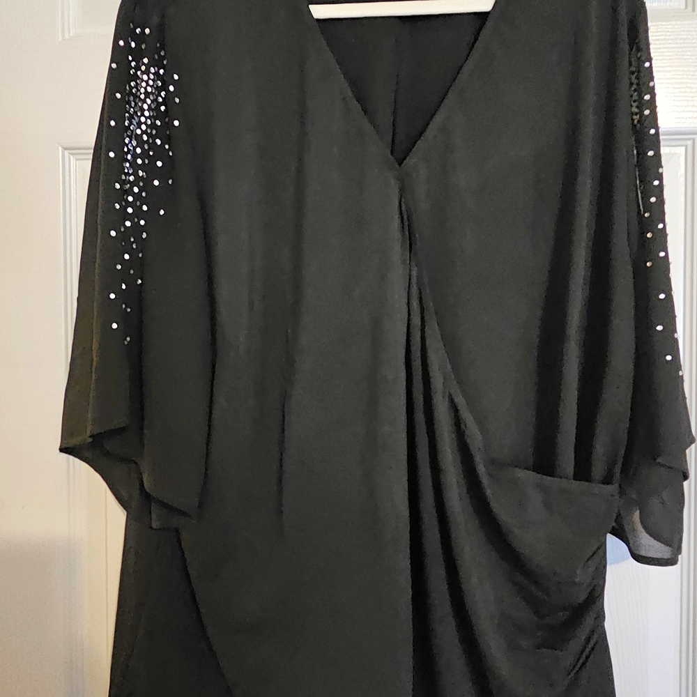 Avenue Studio Classic Black Top